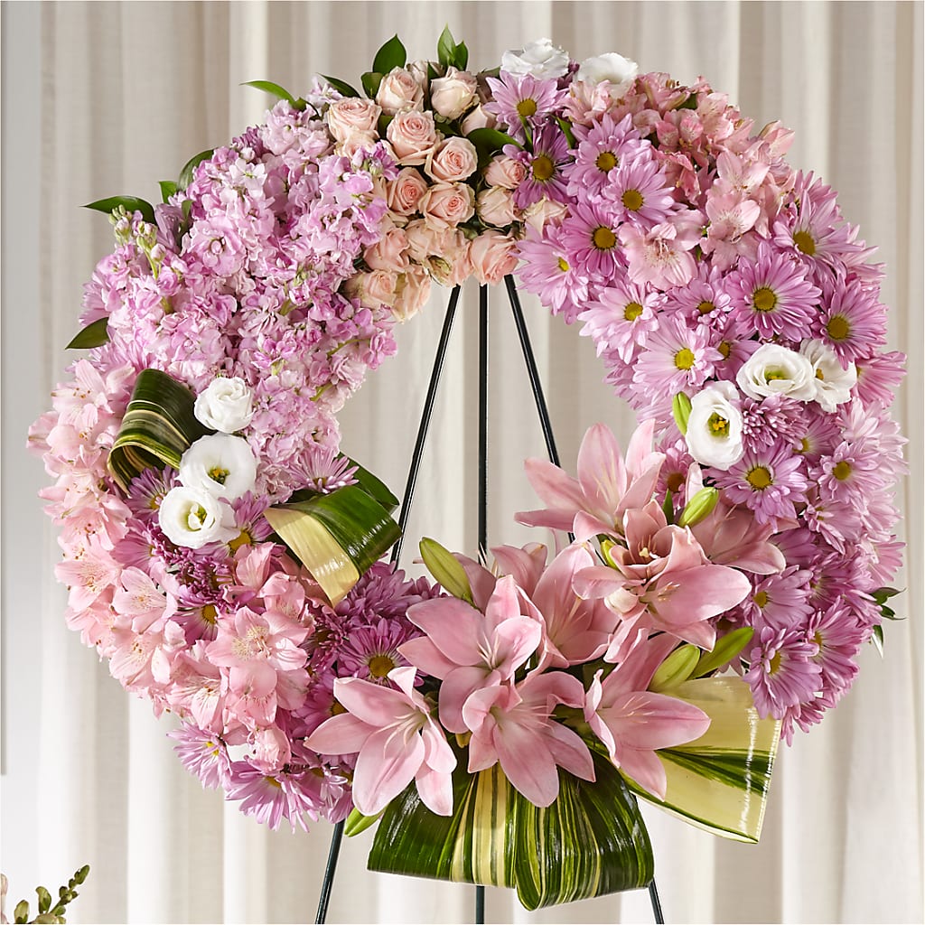 Gift of Warmth Wreath – City Florist, Prestonsburg KY