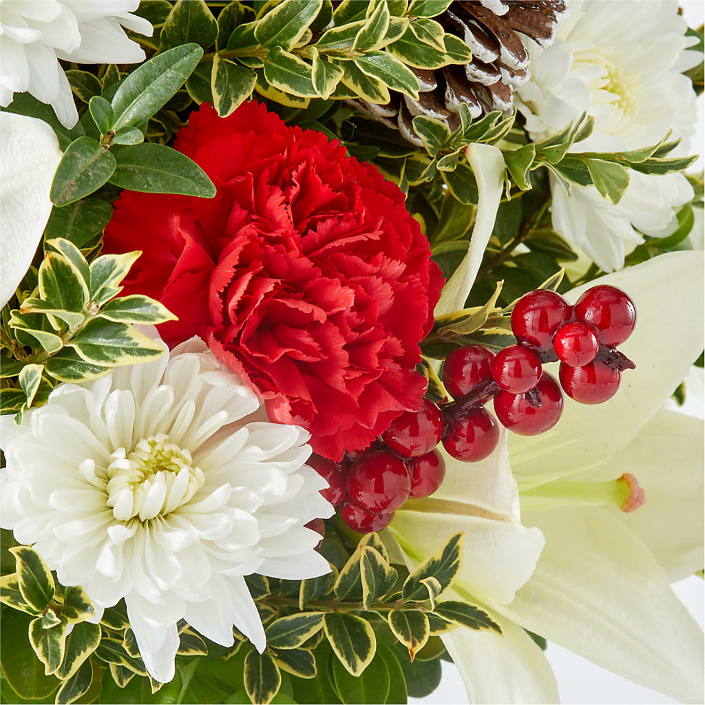 Festive Moments Tree –  City Florist, Prestonsburg KY