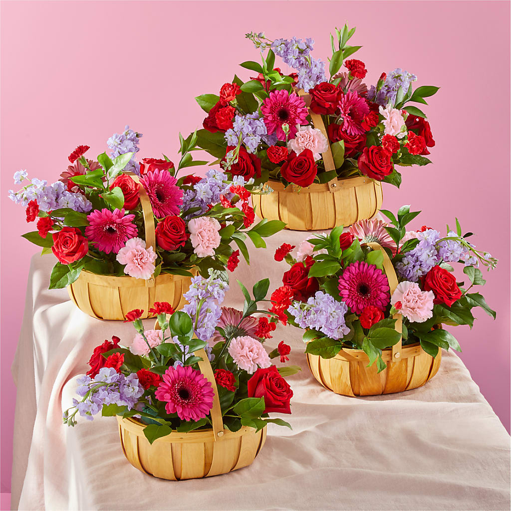 Pink Picnic Basket –  City Florist, Prestonsburg KY