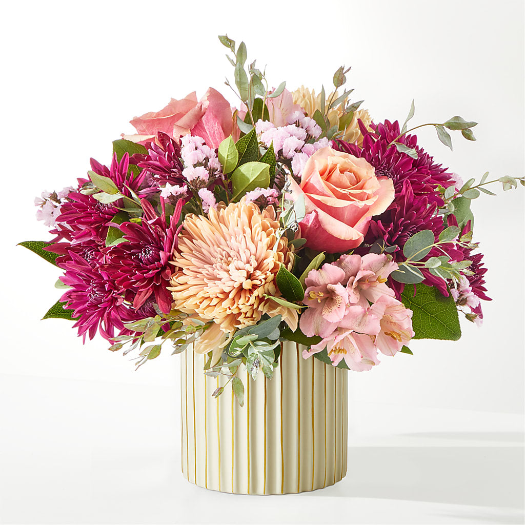Berry Cobbler Bouquet with Ivory Vase –  City Florist, Prestonsburg KY